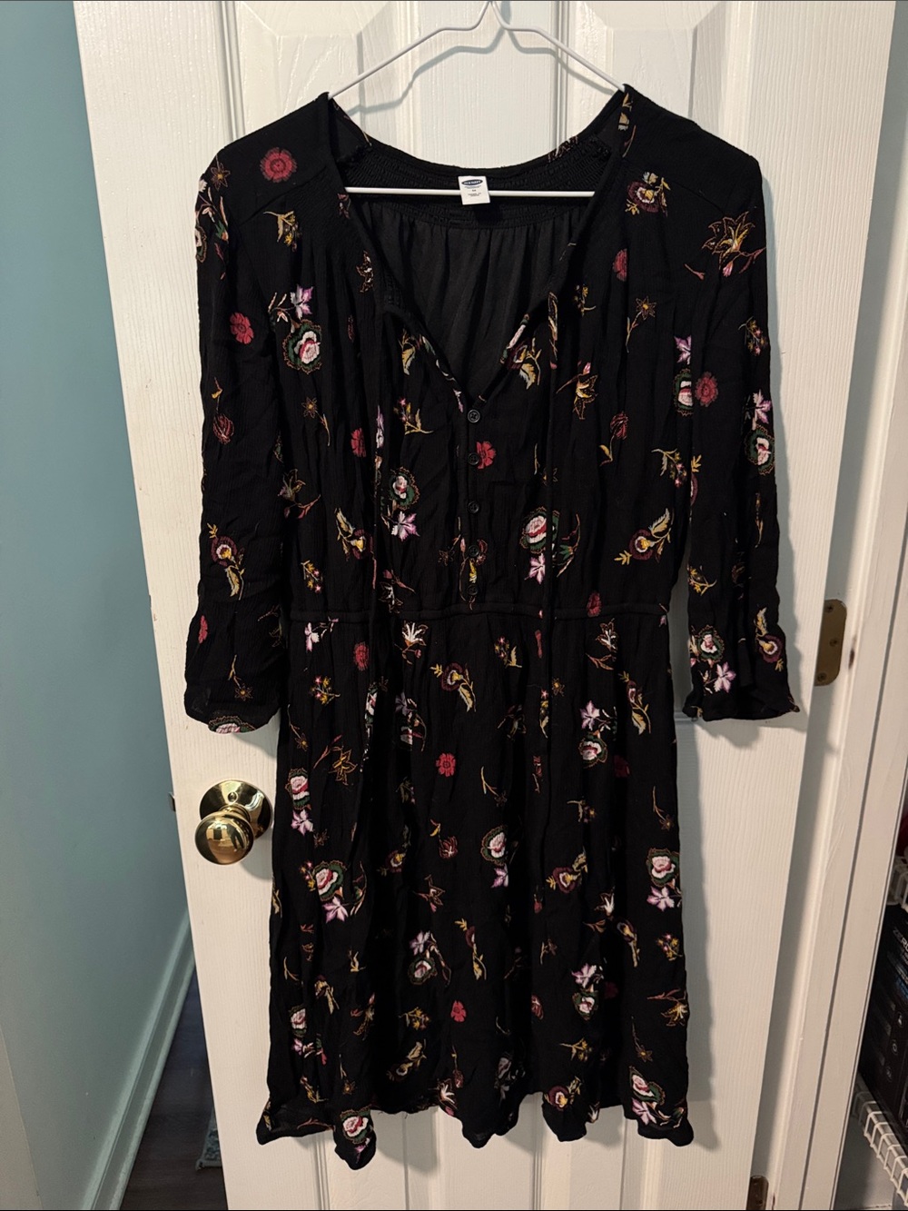 Old Navy Black Floral Button-Front Long-Sleeve Dress